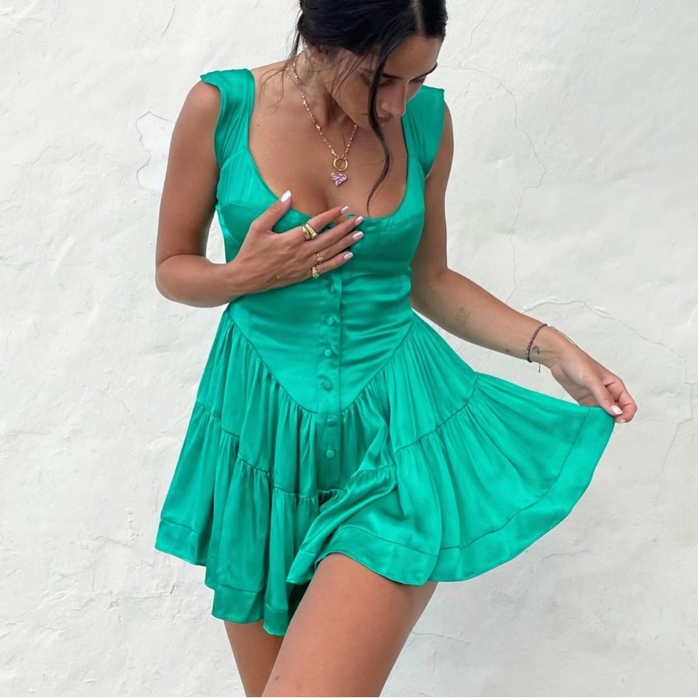 Emerald Green Sleeveless Romper Dress